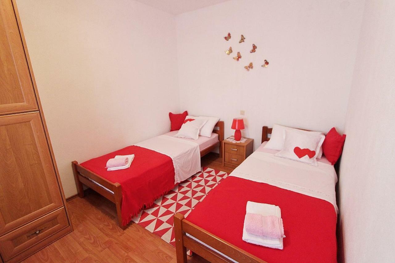 Filip Apartment *